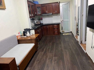 Bán căn hộ ccmn phố an dương vương, 40m2, tầng đẹp, 2 ngủ, 1.2 tỷ 0