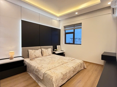 Bán căn hộ chung cư 310  minh khai, 98m2, tầng đẹp, 3 ngủ, 3 vệ sinh, 2 bc thoáng, full đồ 2