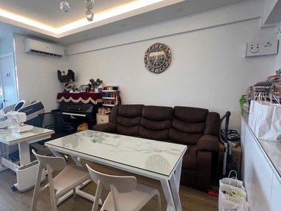 Cần bán chung cư h3 trước mặt hoàng diệu quận 4 đã có sổ 0