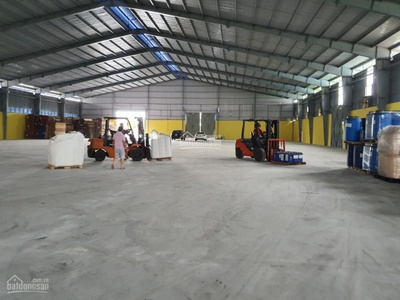Co thuê nhà kho 280M2   120M2 bãi dựng xe, tại đường Phùng Hưng   gần Hoàng Thị Loan, GIÁ 16 TRIỆU 2