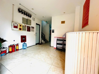 Bán tòa văn phòng trung kính   7 tầng thang máy   2 thoáng   vỉa hè   5.8m mt   100m2   48 tỷ 1
