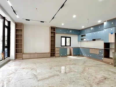 Bán nhà mặt phố cát linh-đống đa-40m2 15 tỷ mt 5,4m,kd,oto 5 làn 2