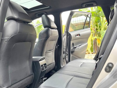 Bán xe Toyota Corolla Cross 1.8V 2022, màu xám. 6