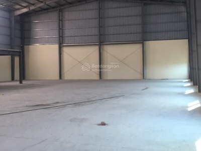 Xưởng gần ngã 3 Trịnh Xá, DT 1100m2 khuôn viên 1500m2, xa dân, giá toàn bộ chỉ 35tr 0