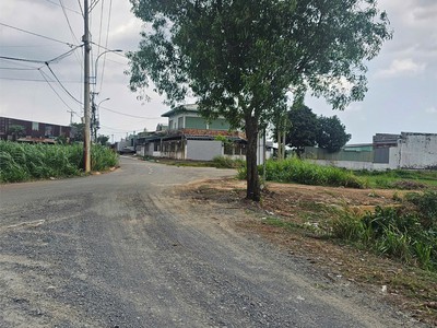 Bán đất xuân thới sơn 850m2 xây căn biệt thự, làm kho xưởng, đường xe tải thông tứ tung giá 11.5t 2