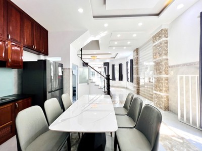 Bán nhà lô góc siêu hiếm   Dương Cát Lợi, Nhà Bè   4 tầng, chỉ 6,5 tỷ 2