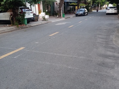 Bán nhà 3 tầng 100m2 nội thất gỗ chỉ nhỉnh 5 tỷ khu sầm uất đô thị Hòa Xuân 2
