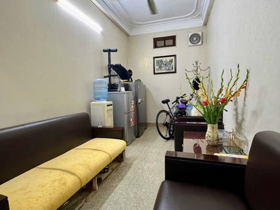 TT Hoàn Kiếm-mặt ngõ thông-7choox qua nhà-sổ đẹp-37M 5T 7xTỶ-Hồng Hà-tiện ích miễn bàn 0