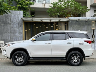 Bán xe Toyota Fortuner 2020 2.4G 4x2 AT dầu, màu trắng. 5