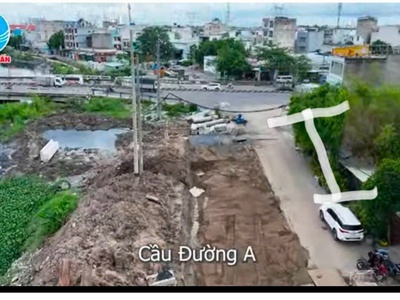 Bán đất: 04 lô liền nhau , lô duy nhất có diện tích lớn, mỗi lô 5x20m  không bán lẻ . 0