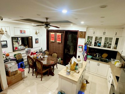 Phân lô nguyễn trãi - 98m2 x 5t - mt 5.5m - 37.5 tỷ - thang máy - kinh doanh đỉnh 3