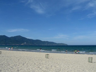 Nhà 3 tầng mt đường lương thế vinh, ô tô đổ cửa , sơn trà , đà nẵng . 0