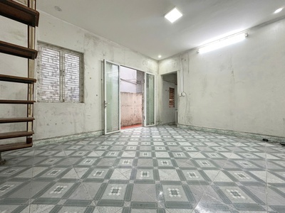 Bán nhà 10/30/231 trần nguyên hãn 2 tầng đang cho thuê 2.5tr tháng 0