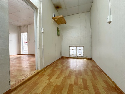 Bán nhà 10/30/231 trần nguyên hãn 2 tầng đang cho thuê 2.5tr tháng 4