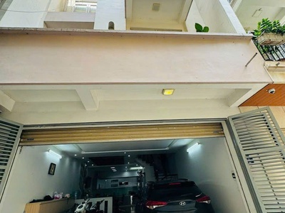 Vip nhất phố lạc trung - phân lô đẳng cấp- thông bàn cờ-  2 ô tô ngủ trong nhà- kinh doanh đỉnh 1
