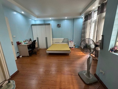 Vip nhất phố lạc trung - phân lô đẳng cấp- thông bàn cờ-  2 ô tô ngủ trong nhà- kinh doanh đỉnh 3