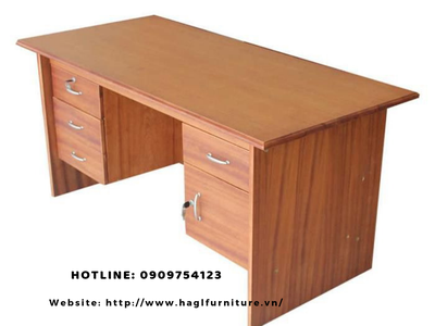 Cùng tìm hiểu công dụng bàn làm việc gỗ tự nhiên 0