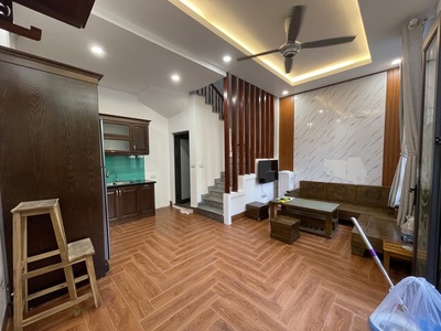 Nhà đẹp ở luôn - sổ đỏ hoa hậu -cổ nhuế - 30m2 - 5t- mt khủng 5.2m 0