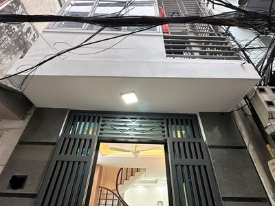 Bán nhà trương định, hoàng mai, 3 gác tránh, vài bước ô tô, 32m2, 7.4 tỷ ctl 0