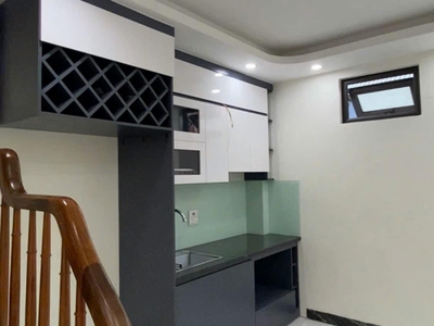 Nhà đẹp phân lô - oto đỗ con đỗ cửa - chạy vòng quanh - 50m ra đường oto tránh - an sinh tốt - tiềm 2