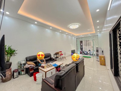 Bán nhà khương trung  91m2 x 4t   mt 4.4m   18.5 tỷ   ngõ ô tô  lô góc 3 thoáng 2