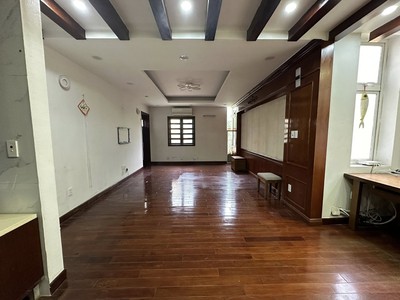 Bán nhà ngụy như kontum thanh xuân, oto tránh kinh doanh, lô góc 72m mt6.8, giá 35.xtỷ 3