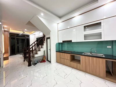 Bán nhà trương định, hoàng mai, 3 gác tránh, vài bước ô tô, 32m2, 7.4 tỷ ctl 2