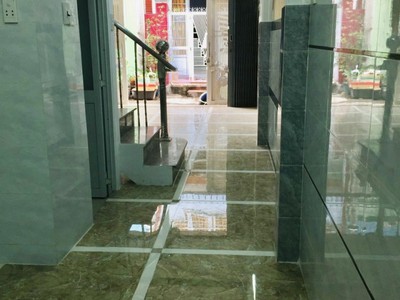 Bán nhà 40m2, hẻm xe hơi 5m đường tô hiệu, quận tân phú 2