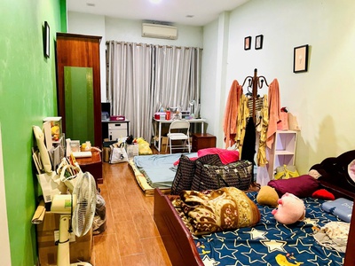 Cho thuê nhà riêng phùng chí kiên 5 tầng, 35m2, 2 ngủ, 14 triệu - ở hộ gia đình 0