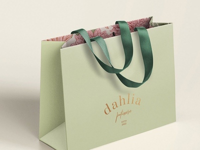 Vì sao nên lựa chọn công ty sản xuất túi giấy In Hoa Long 0