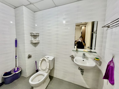 Chính chủ gửi bán căn hộ 68m2, đã có đầy đủ nội thất tại KDT Thanh Hà Cienco 5 4