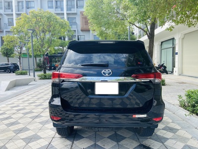 Bán xe Toyota Fortuner 2022 2.4G 4x2 AT dầu, màu đen. 5