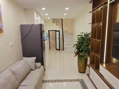 Nhà Tây Hồ 5 tầng x mặt tiền 3M - Lô góc - Trước nhà rộng rãi - Ngõ thông thoáng. 0
