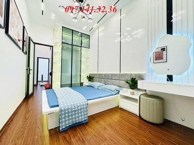 Bán gấp nhà mặt phố Thanh Nhàn 30 mét nhỉnh 6 tỷ 4