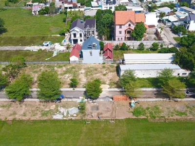 Đất nền 104m , giá 1 tỷ 75, khu vực tiềm năng phát triển. 2