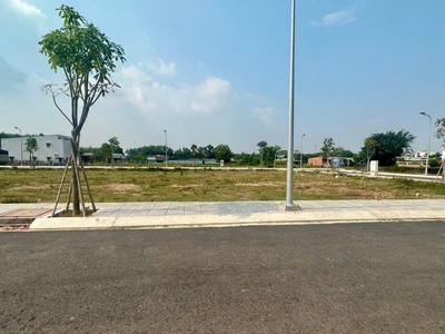 Đất nền 104m , giá 1 tỷ 75, khu vực tiềm năng phát triển. 1