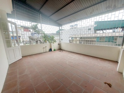 Bán nhà đường hồng hà 37m2 x 4 tầng, 3 phòng ngủ đầy đủ công năng, sát phố, tầm tài chính chỉ hơn 5 3