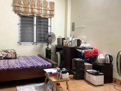 Cho thuê nhà ngõ 245 định công, 5 tầng, 35m2, 3 ngủ, 4 vệ sinh kd online kết hợp ở gia đình 0