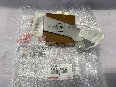 89050-50020 Hộp điều khiển phanh Lexus LS460 LS600H chính hãng 0