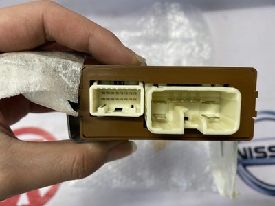 89050-50020 Hộp điều khiển phanh Lexus LS460 LS600H chính hãng 3