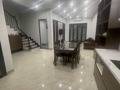 Cho thuê nhà 3 tầng ngõ 16 phố thượng thuỵ, phú thượng, tây hồ 1