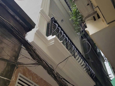 Cho thuê nhà làm vp, kd online, ở gđ, nhóm ngõ gốc đề, 5 tầng, 34m2, 3 ngủ, 11.5 triệu 0