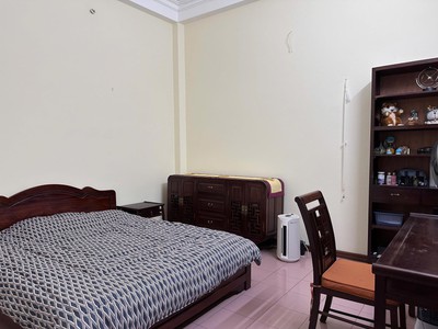 Cho thuê nhà ngõ 24 kim đồng, 4 tầng, 40m2, 4 ngủ, 11.9 triệu 3