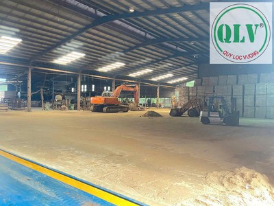Cho thuê nhà xưởng 7.500m2 bao gồm cả máy móc cửa xẻ gỗ ở KCN Đồng Xoài, Bình Phước 0