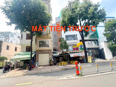 Nhà nằm trên mặt tiền đường vĩnh khánh- gần ngã tư vĩnh khánh và bến vân đồn- chủ nhiệt bán. 0
