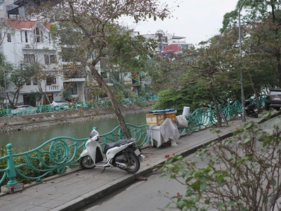 Cho thuê cửa hàng mặt tiền phố Yên Hoa 4