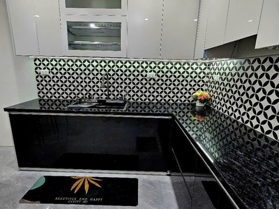Bán Nhà 4.5 Tầng Mặt Đường Cao Thắng. DT:48m2,MT:3.5m Gần Chợ Núi Xẻ 3