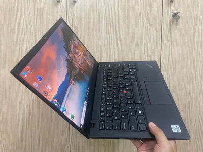 Thinkpad X1 Carbon Gen 8 Core i7 10610u Ram 16G SSD 512G Màn 2K QHD Ship US 4