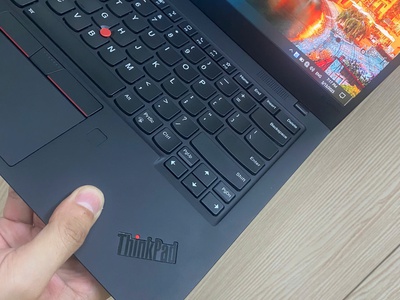 Thinkpad X1 Carbon Gen 8 Core i7 10610u Ram 16G SSD 512G Màn 2K QHD Ship US 9