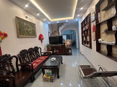 Bán nhà xuân diệu, 100m2, 29.5 tỉ, đường ô tô tránh, phù hợp xây homestay 0